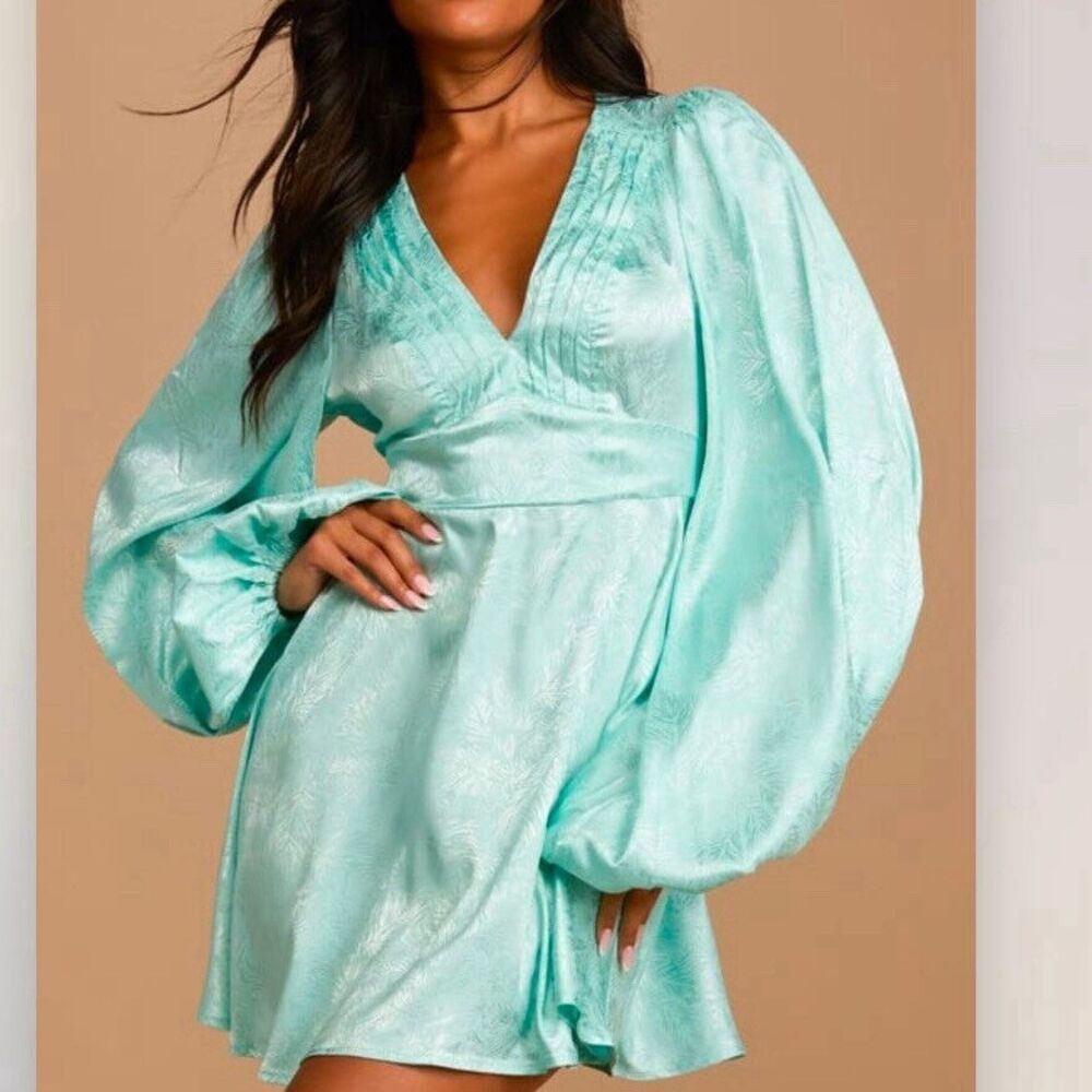 Lulus Stunning Moment Light Blue Satin Jacquard Long Sleeve Mini Dress MEDIUM